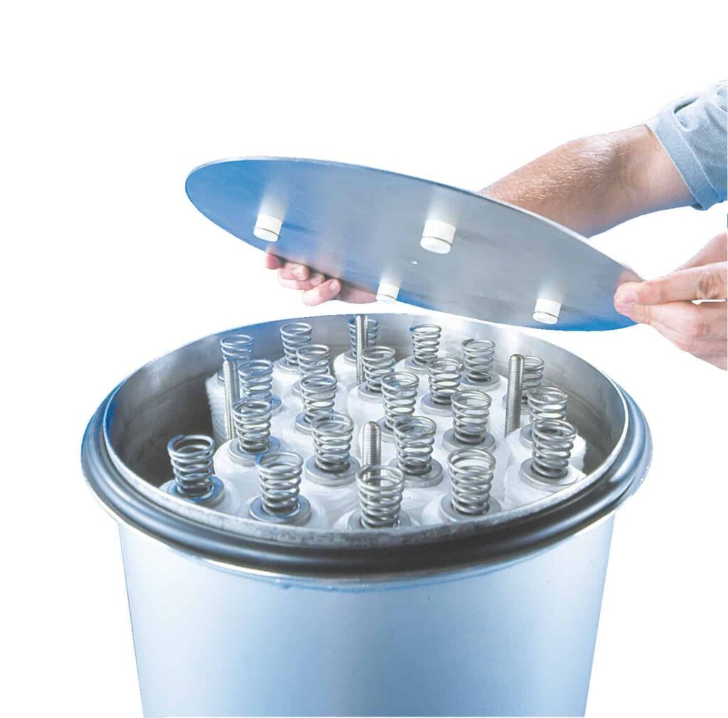 multi cartridge filter housing